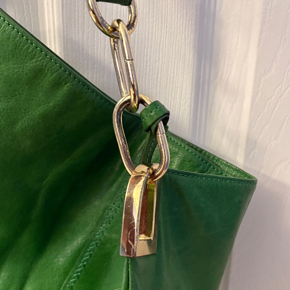 Badgley Mischka Green Leather Oversized Tote/Hobo bag - Picture 4 of 6